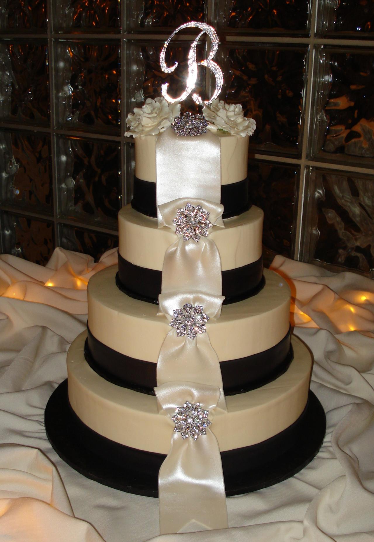 Large Round Rhinestone Brooch, Bridal Brooch, Wedding Cake Decor